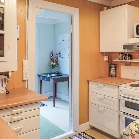 Mysigt Hem Med 4 Sovrum I Mandal *