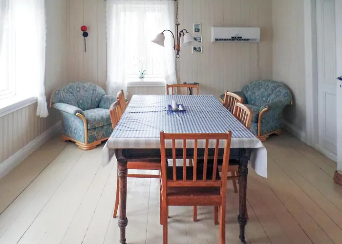 4 Bedroom Cozy In - Nvk242 * Mandal